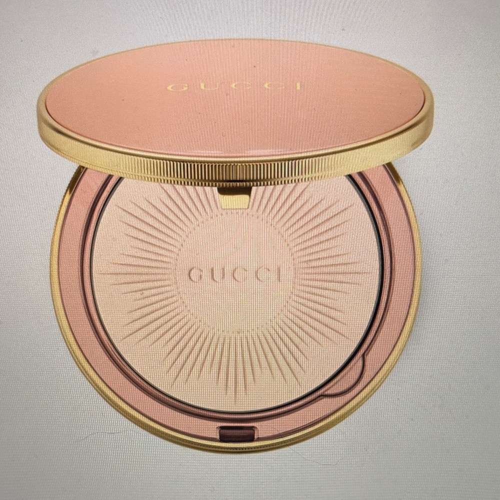 Gucci Beauty Powder 000